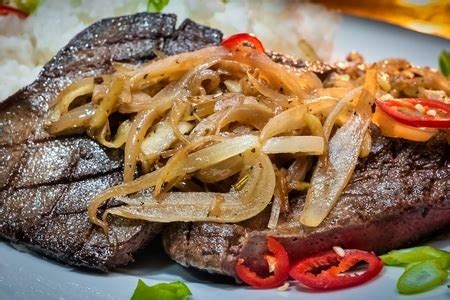 Печень, жареная с луком и яблоками - пошаговый рецепт с фото (2308 ...