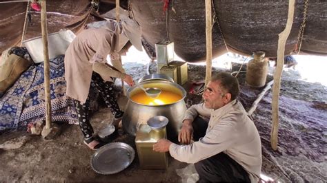 Selling Local Products Of The Nomadic Nomadic Lifestyle In Iran YouTube