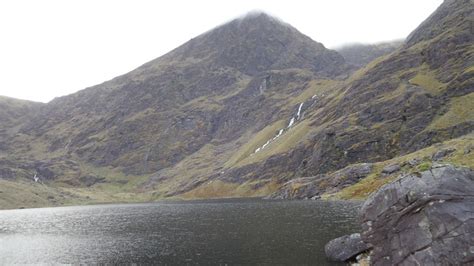 Carrauntoohil Mountain Photo by | 3:12 pm 8 Nov 2015