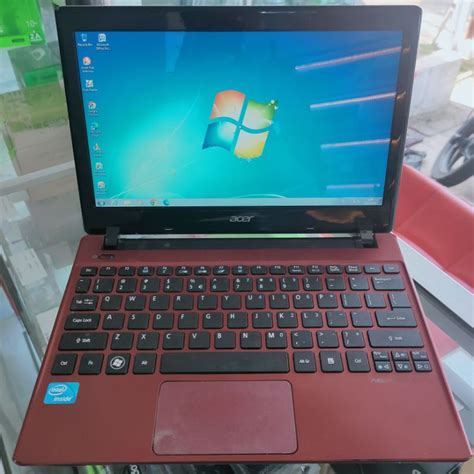 Jual Laptop Acer Aspire One 756 Ringan Slim Merah Cocok Sekolah Kuliah