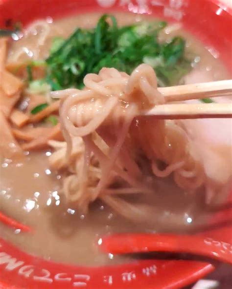 天下一品のこってりラーメンを超える『こってりmax』スープは飲むものんじゃない！食べるもんだ！！！（わんこそば） エキスパート