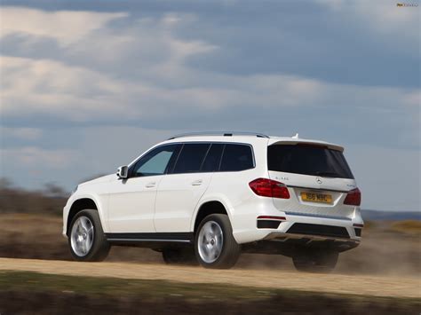 Pictures Of Mercedes Benz Gl Bluetec Amg Sports Package Uk Spec