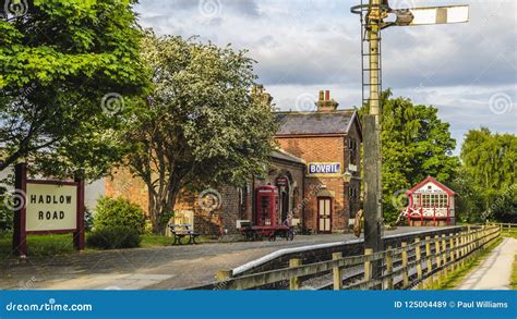 Signal Box Hadlow Road Rail Station Editorial Stock Image - Image of ...