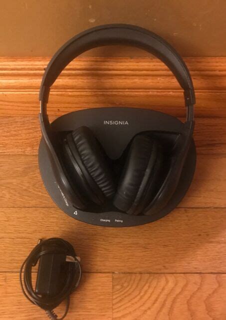 Insignia Ns Whp314 Over The Ear Wireless Headphones Black For Sale Online Ebay