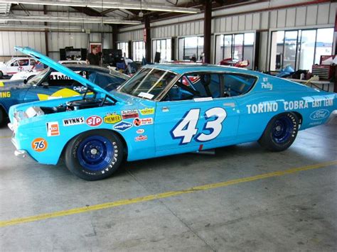 Richard Petty Cars By Year Bing Images Nascar Race Cars Nascar