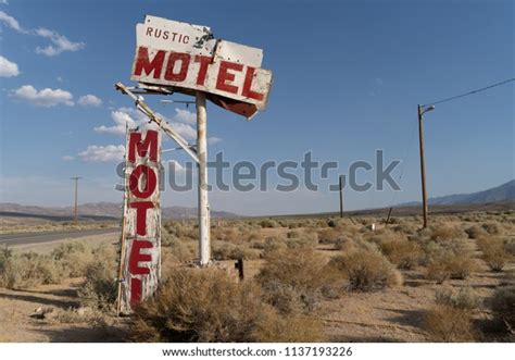 31,477 Abandoned Sign Stock Photos, Images & Photography | Shutterstock