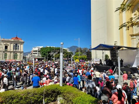 Salvadore Os Conmemoran Fin De Guerra Civil Con Denuncias De Represi N