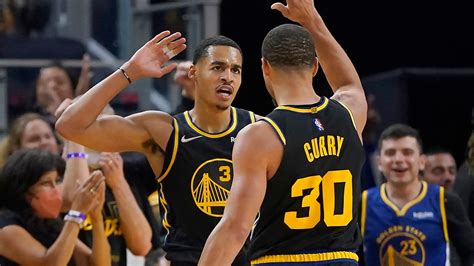 Jordan Poole Shines In Playoff Debut Steph Curry Back As Warriors Win Fox News