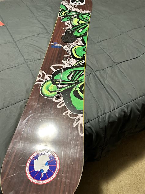 Used Burton Without Bindings Medium Flex True Twin Supermodel Snowboard