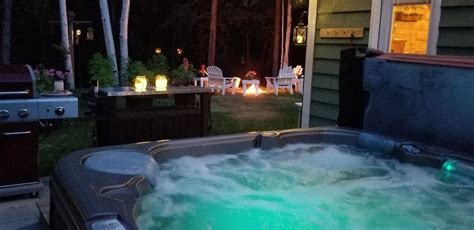 Top 15 Maine Cabin Rentals With Hot Tub - Updated 2021 | Trip101