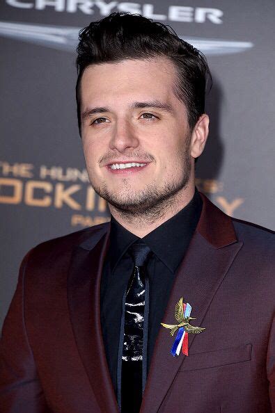 Josh Hutcherson | Josh hutcherson, Mockingjay, Hunger games