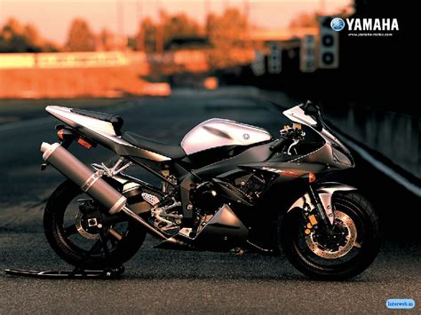 Fastest Bikes: sports bikes r1 nice