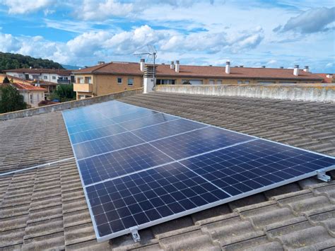 Installaci Solar Fotovoltaica Per Autoconsum A Cornell De Terri