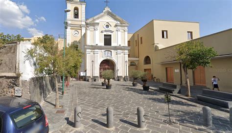 Torre Del Greco Messa All Aperto Divieto Di Sosta E Transito