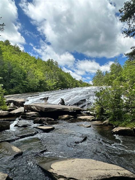 Waterfalls in Western NC With Kids - Tales of a Mountain Mama