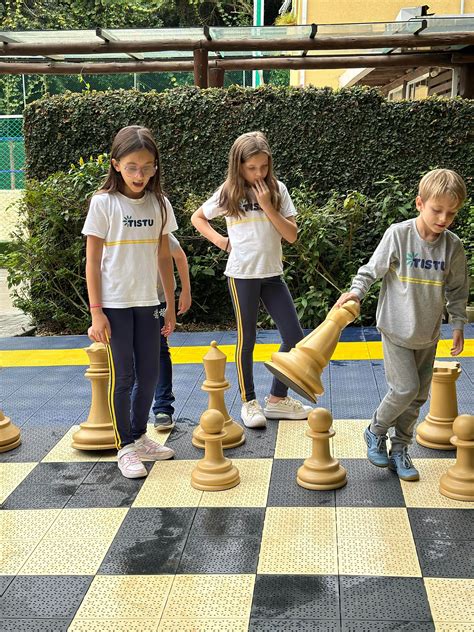 Jogando Se Aprende Tistu Escola