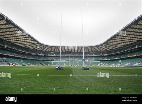 Rugby Ground Stadium Hi Res Stock Photography And Images Alamy