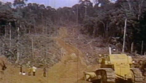 Memorial da Democracia Governo inicia a Transamazônica