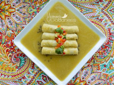 Tomatillo Serrano Chile Enchiladas Con Lentejas Negras Yummy Goodness