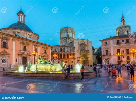 VALENCIA, SPAIN, JUNE 17, 2019: Night View of Plaza De La Virgen Editorial Stock Photo - Image ...