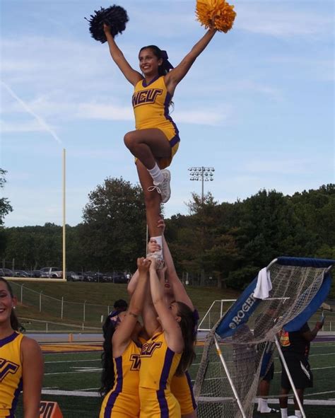 WCU CHEER : r/NCAAgirls