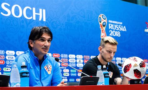 Sportske novosti Izbornik Dalić i Ivan Rakitić na presici u Sočiju