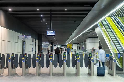 Canary Wharf Station Adamson And Aai