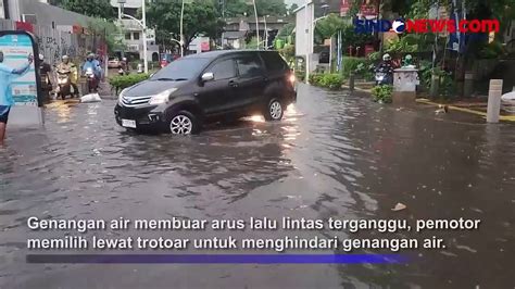 Kawasan Kemang Raya Terendam Banjir Usai Hujan Deras Arus Lalu Lintas