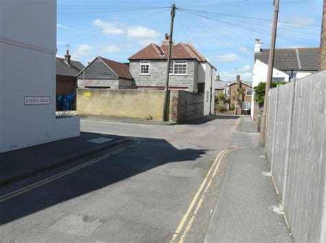 36 Sandown Road © John Baker Cc By Sa20 Geograph Britain And Ireland