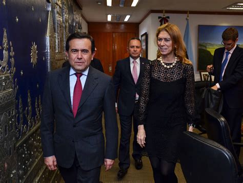 Mzo Reuni N Secretario Guajardo Y Ministra Giorgi Secretar A