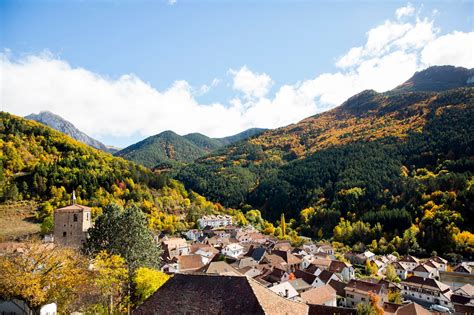 10 pueblos bonitos de Navarra escondidos entre bosques Guía Repsol