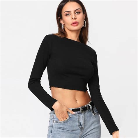 Noa Simple Black Tight Basic Long Sleeve Crop Top Glamanti Beauty