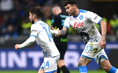 Napoli Mertens O Petagna Con La Lazio Da Castel Volturno Arriva Una