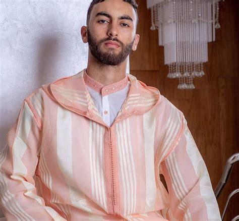 Modèles de djellaba marocaine pour homme 2021 Caftans Marocains