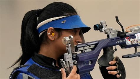 National Games Shooter Mehuli Ghosh Wins Gold As Leaders Maharashtra