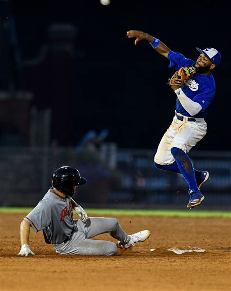 Former Frontier League Mvp Josh Allen Rejoins Evansville Otters