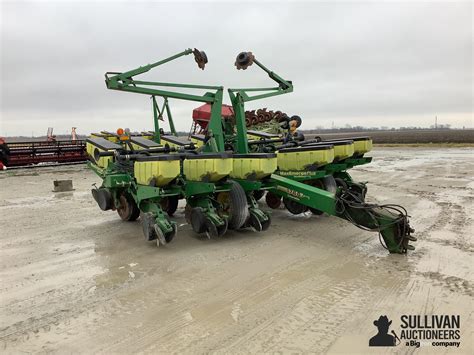 John Deere 1760 MaxEmerge Plus 12R30 Planter BigIron Auctions