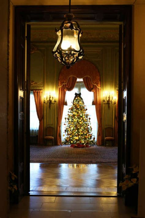 Photos of the Sparkling Breakers Mansion in Newport at Christmas - Dandelion Chandelier