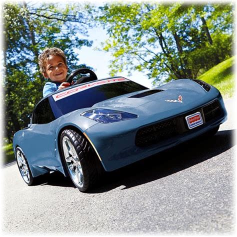 Silkki's Gift Guide: Power Wheels Corvette