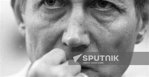 Yevtushenko Sputnik Mediabank