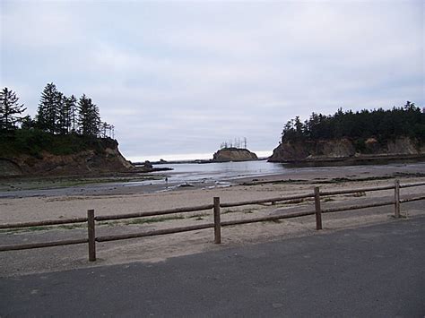 Sunset Bay State Park, an Oregon park located near Coos Bay