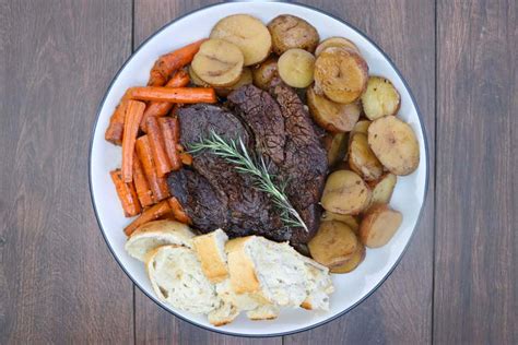 Sunday Beef Pot Roast Beef Recipes Lgcm