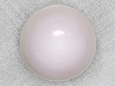 Quahog Pearls Gem Guide and Properties Chart | Gemstones.com