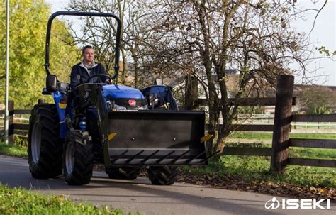 Iseki Tracteur Compact TLE 4550 HH Garden Hilaire Van Der Haeghe