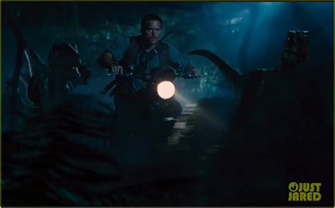 See All The Scariest Moments From The Jurassic World Trailer Right