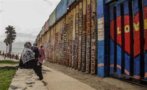 Cierre De Parque De La Amistad Mutila Espacio De Encuentro Para Ee Uu