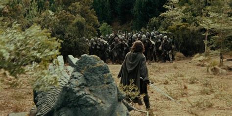 Fellowship Of The Rings Biggest Book Changes Help Make It Lotr S Best Film