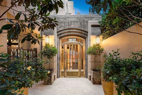 Outrageous Toorak Apartment Is The Ultimate Gentleman's Residence - DMARGE