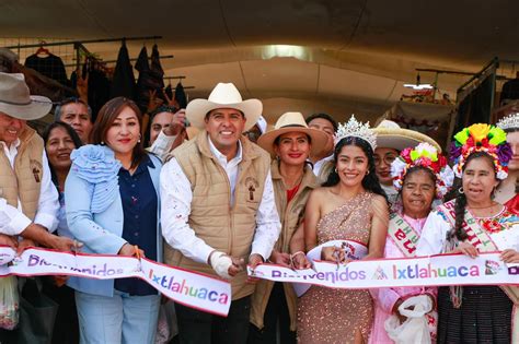 Inaugura Abuzeid Lozano Feria De Ixtlahuaca Y Entrega La Primera Cancha