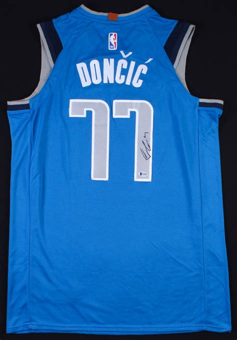 Luka Doncic Signed Dallas Mavericks Nike Jersey Beckett Coa Pristine Auction